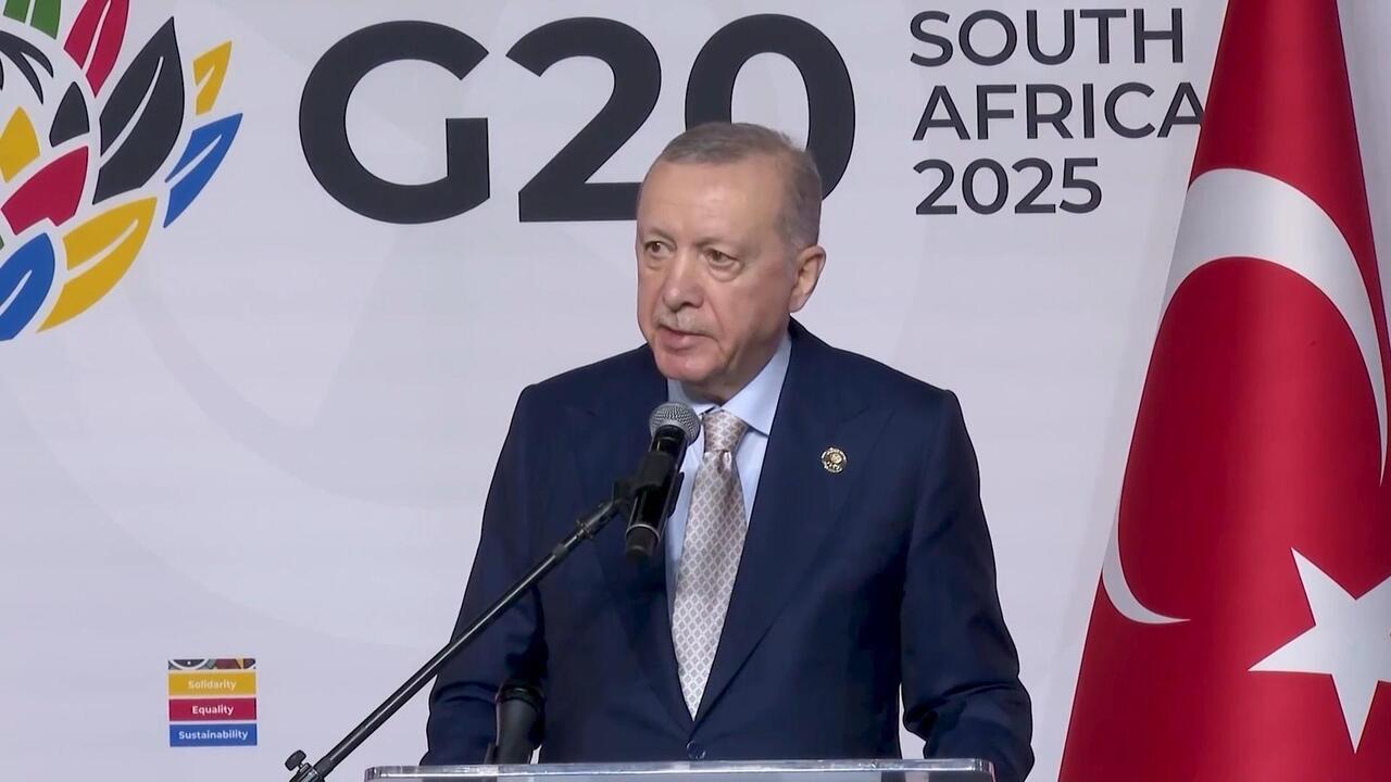  أردوغان يتحدث عن جهود لتفعيل اتفاق ممر الحبوب عبر البحر الأسود
