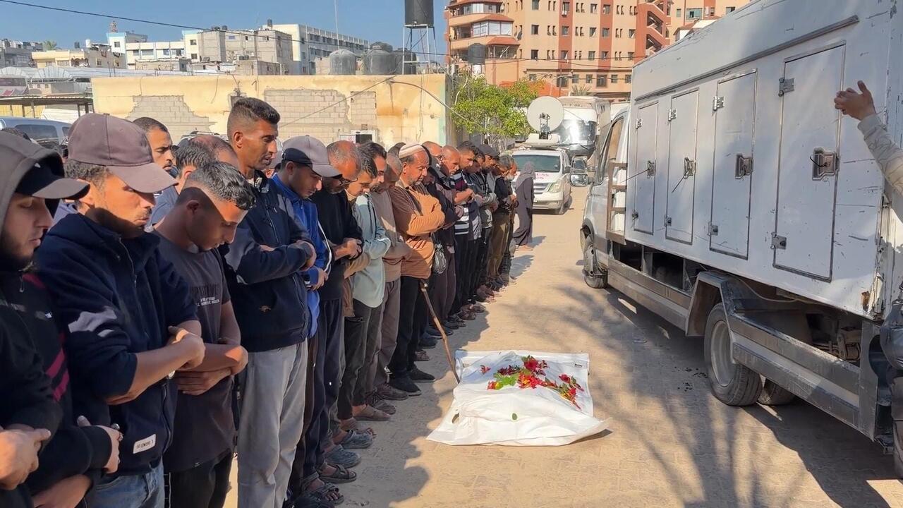 دفعة جديدة من جثامين القتلى تصل غزة عبر الصليب الأحمر الدولي وسط صعوبات في التعرف عليها