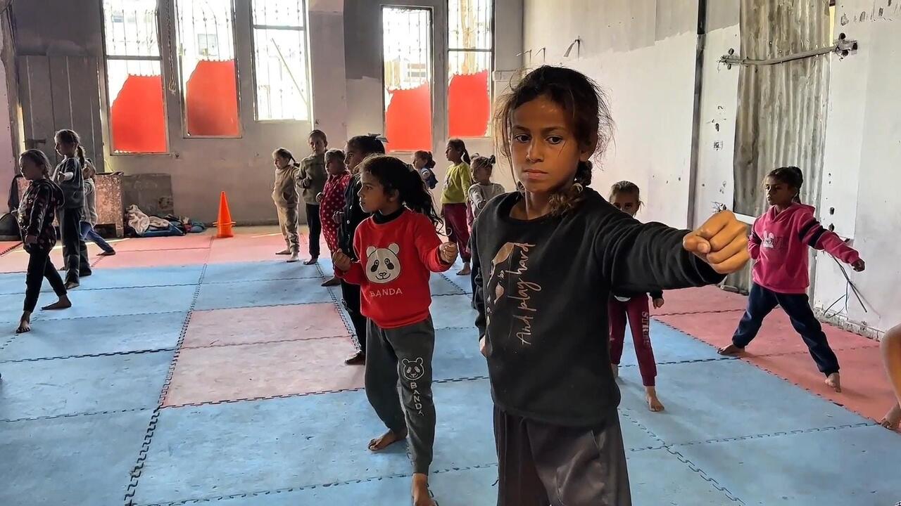 أكاديمية فنون قتال في غزة تفتح أبوابها مجدداً لتدريب الأطفال بعد إغلاقها لعامين جراء الحرب