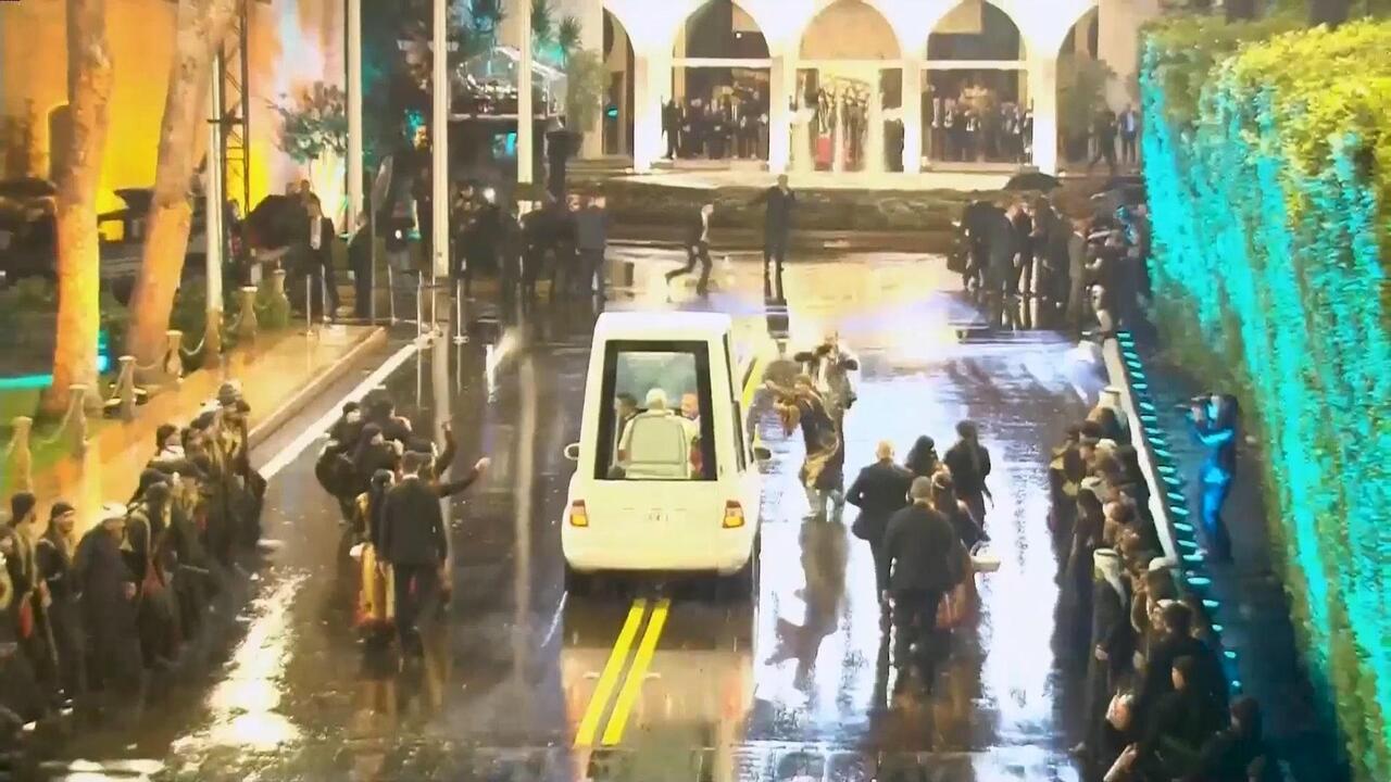 مراسم استقبال شعبية ورسمية حافلة لبابا الفاتيكان في قصر بعبدا الرئاسي لدى وصوله لبنان
