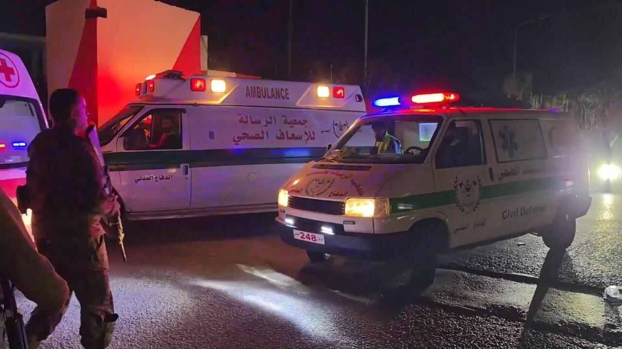 مقتل 13 شخصاً في غارة إسرائيلية على مخيم عين الحلوة للاجئين الفلسطينيين جنوب لبنان
