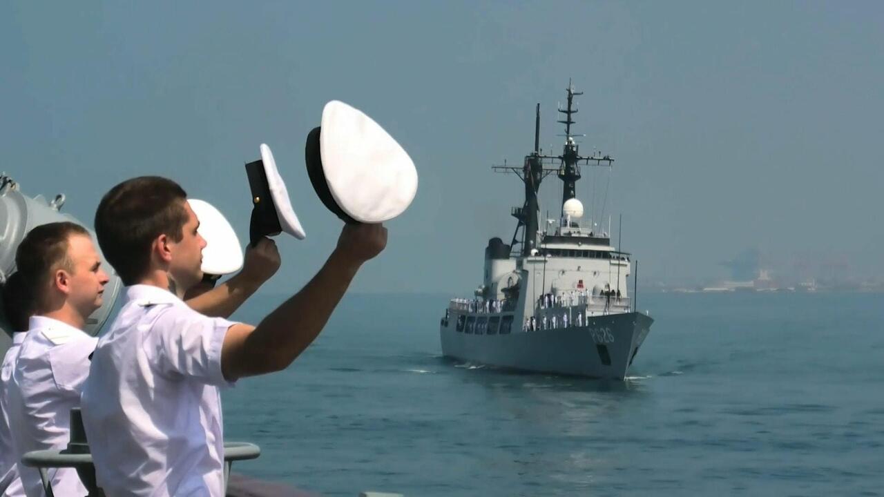 كورفيت روسي يشارك في عرض دولي بمناسبة الذكرى الـ75 للبحرية السريلانكية