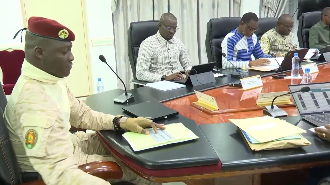 Opening up the continent - Traore's Burkina Faso scraps visa fees for African travellers