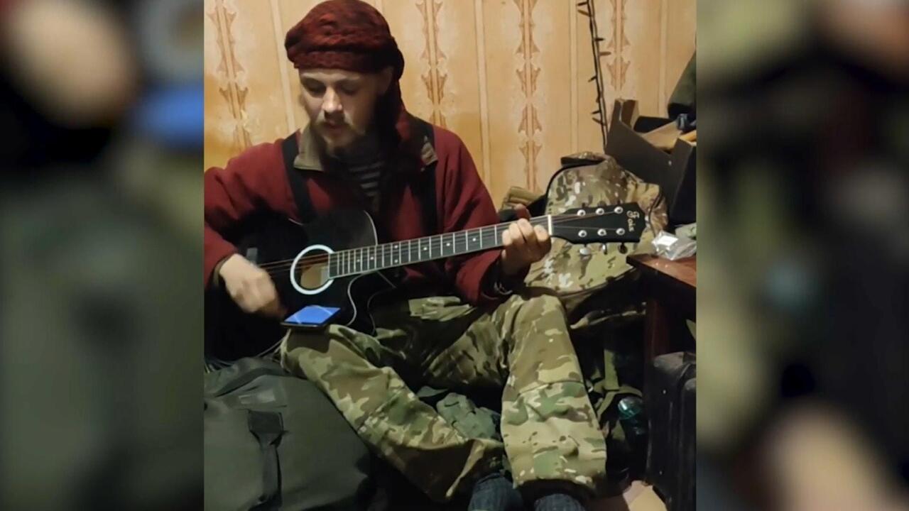 Brothers in arms - Russian soldiers pay tribute to CIA official's son killed in Ukraine
