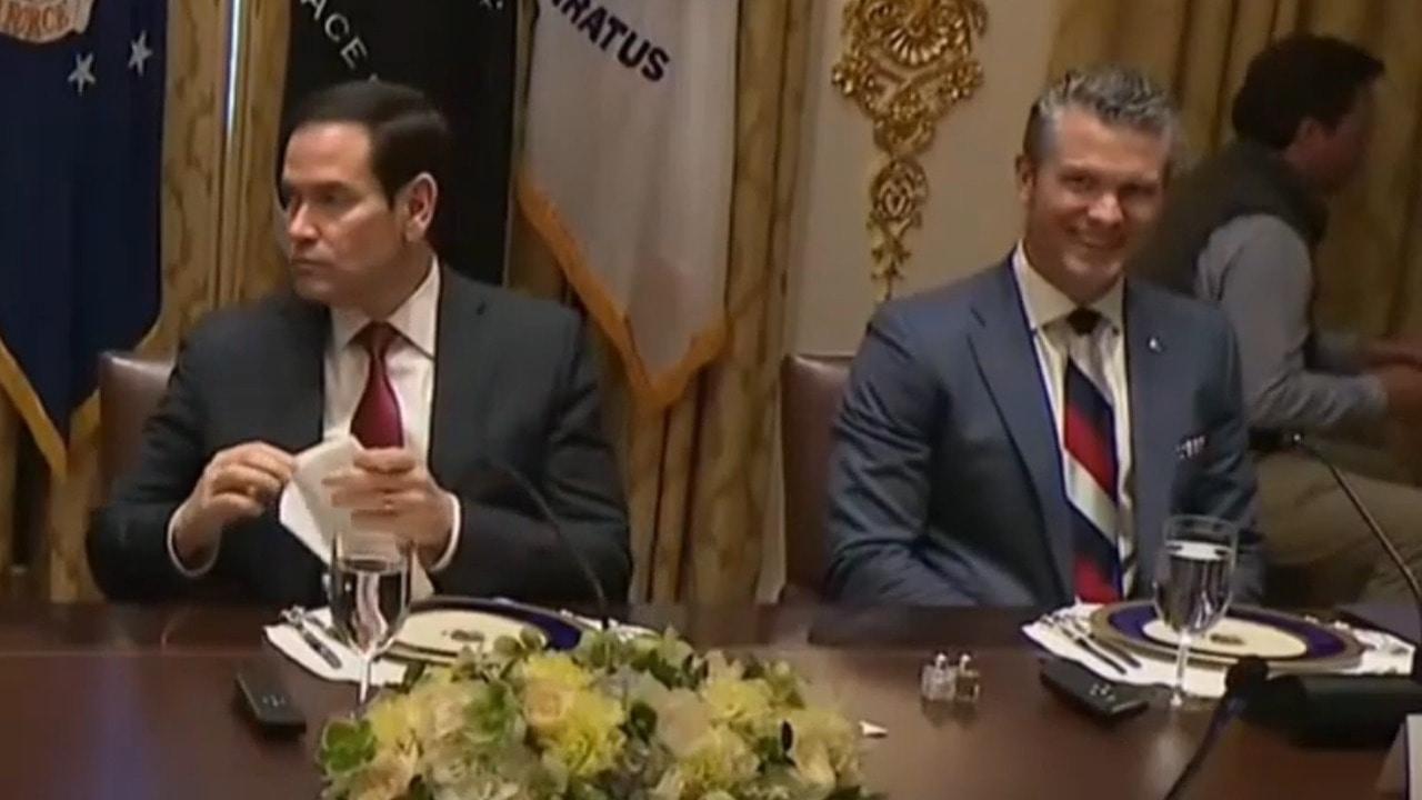 Is that a Russian flag, Pete?! Hegseth's striking tie for meeting with Ukraine's Zelensky
