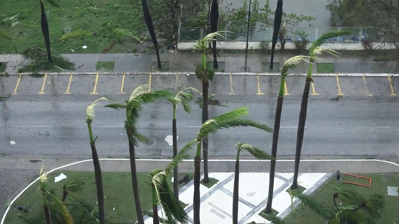 Melissa's wrath - Millions without power as deadly hurricane moves through Cuba
