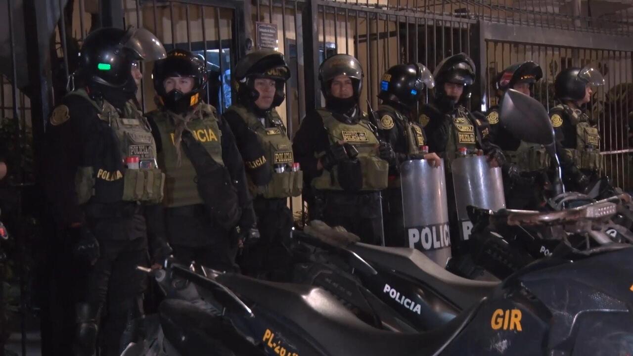 Diplomatic breakdown - Peru's ex-PM flees to Mexican Embassy 
