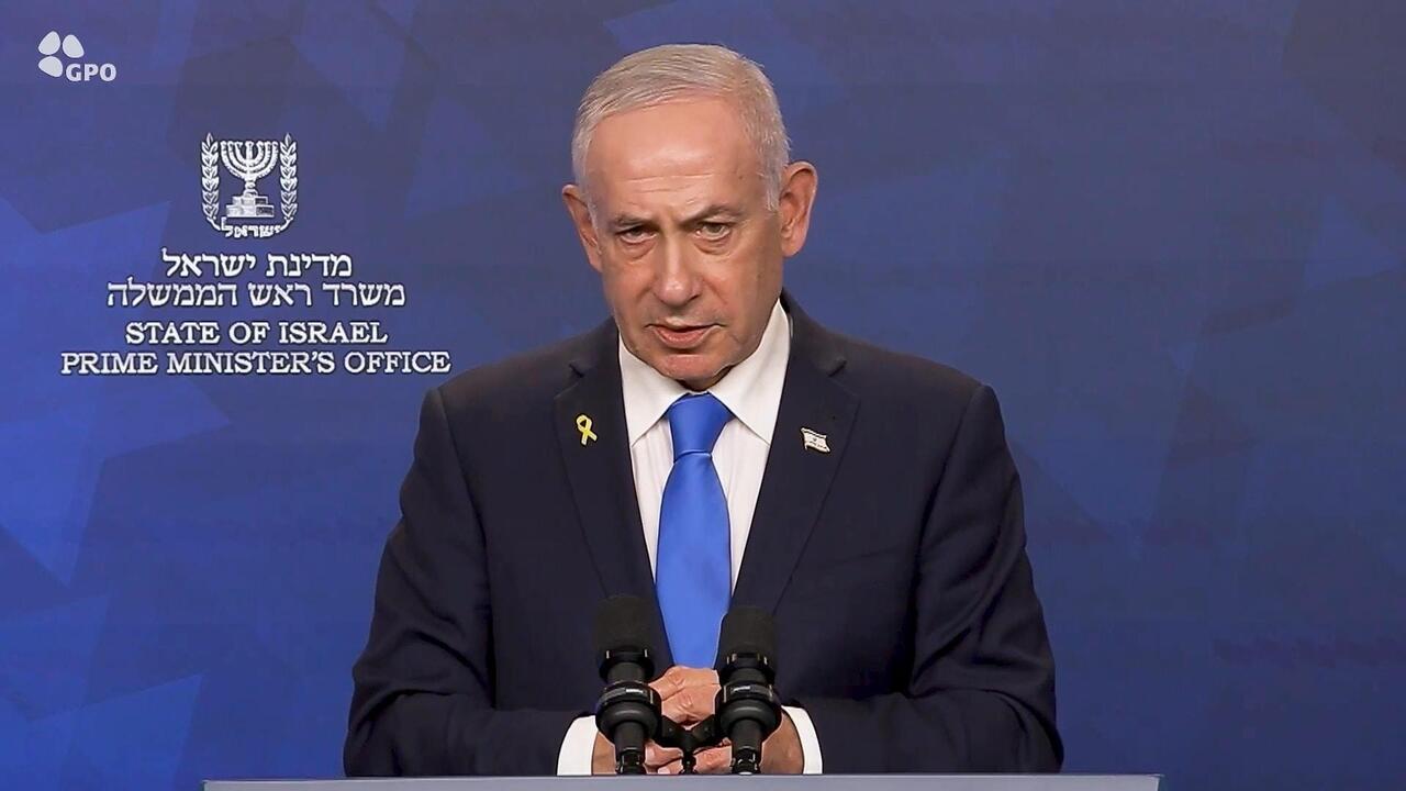 نتنياهو  يؤكد أن إسرائيل لن تسمح لحزب الله بإعادة ترميم قوته 
 
