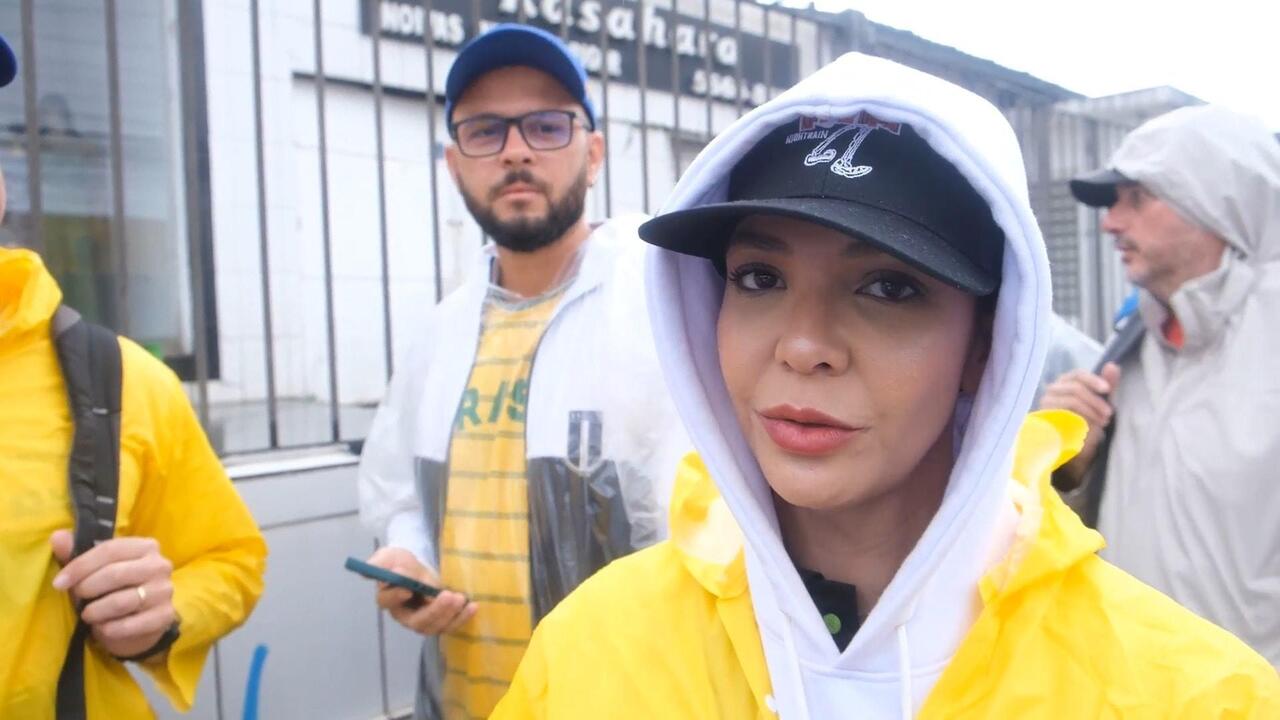 Crashing out - Fans back Bortoleto as Brazil's champion sees double F1 smash-up disaster