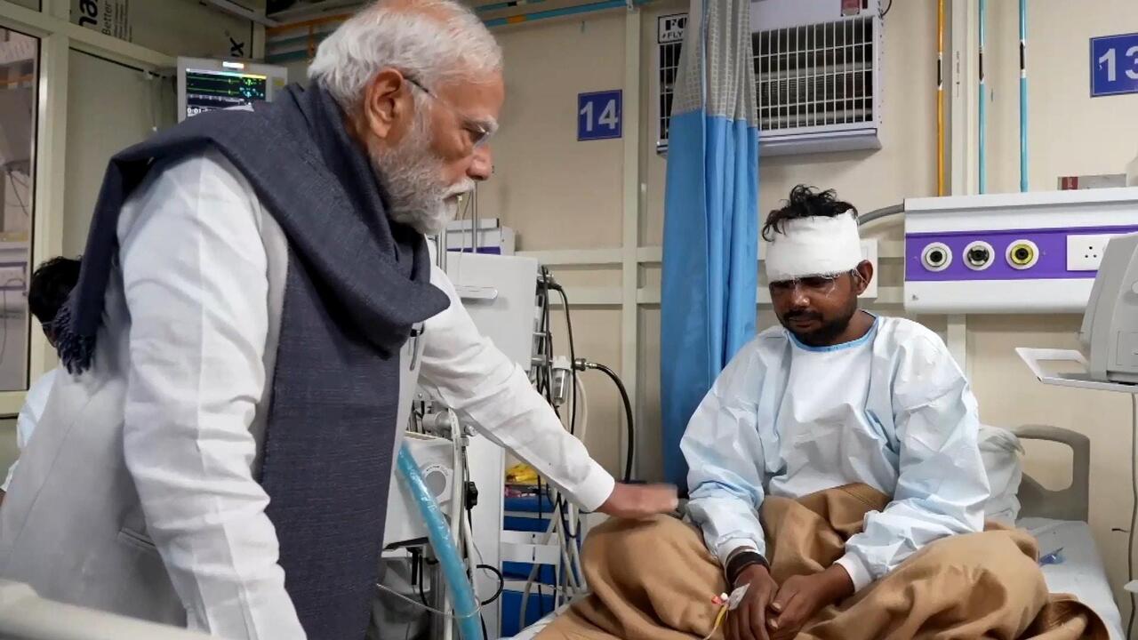 Recovering from Red Fort - Modi visits blast survivors before high-level security talks

