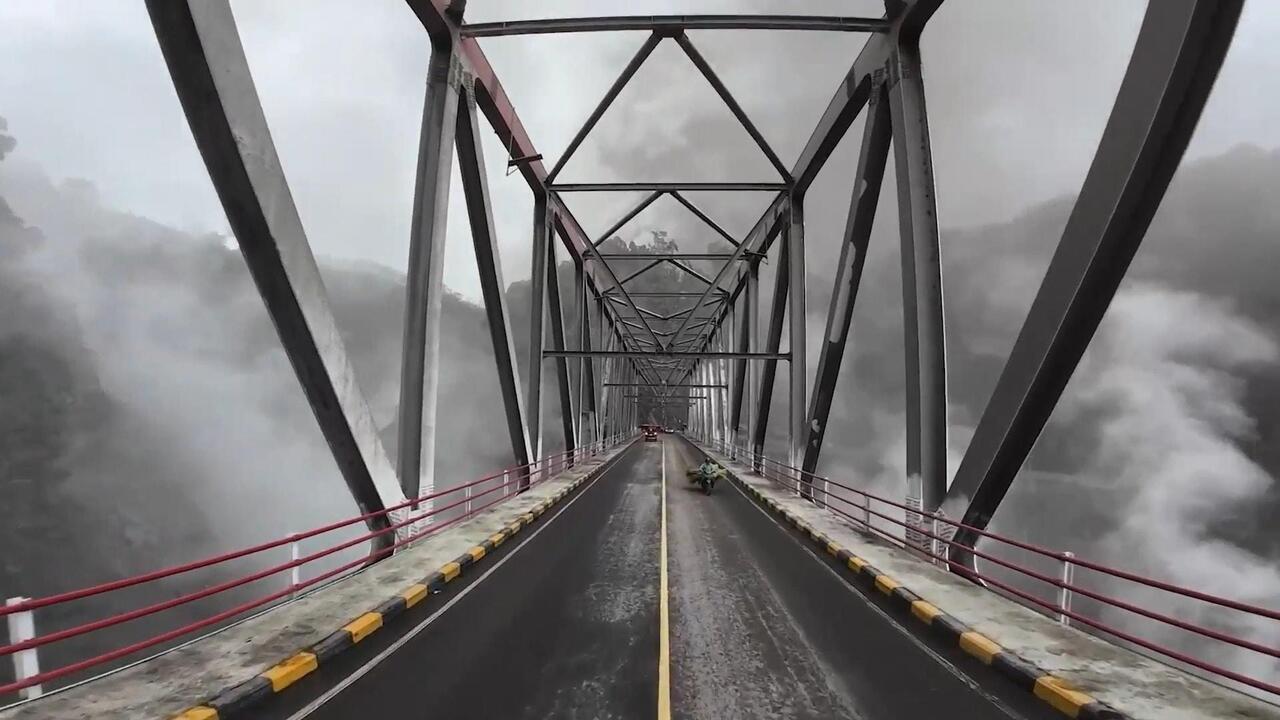 Highway to hell - Indonesia on highest alert as Mount Semeru erupts AGAIN