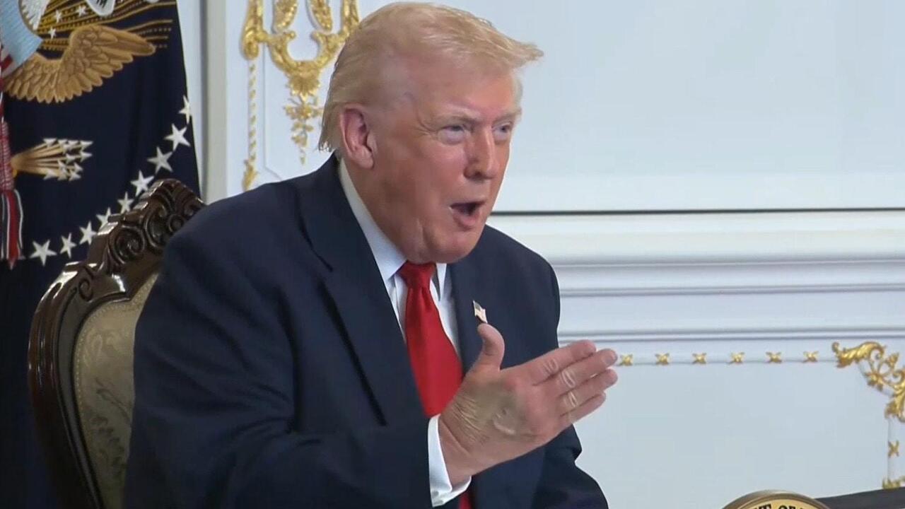 You can't use the word 'Indian' anymore! - Trump does 'chop' for Mohawk squadron
