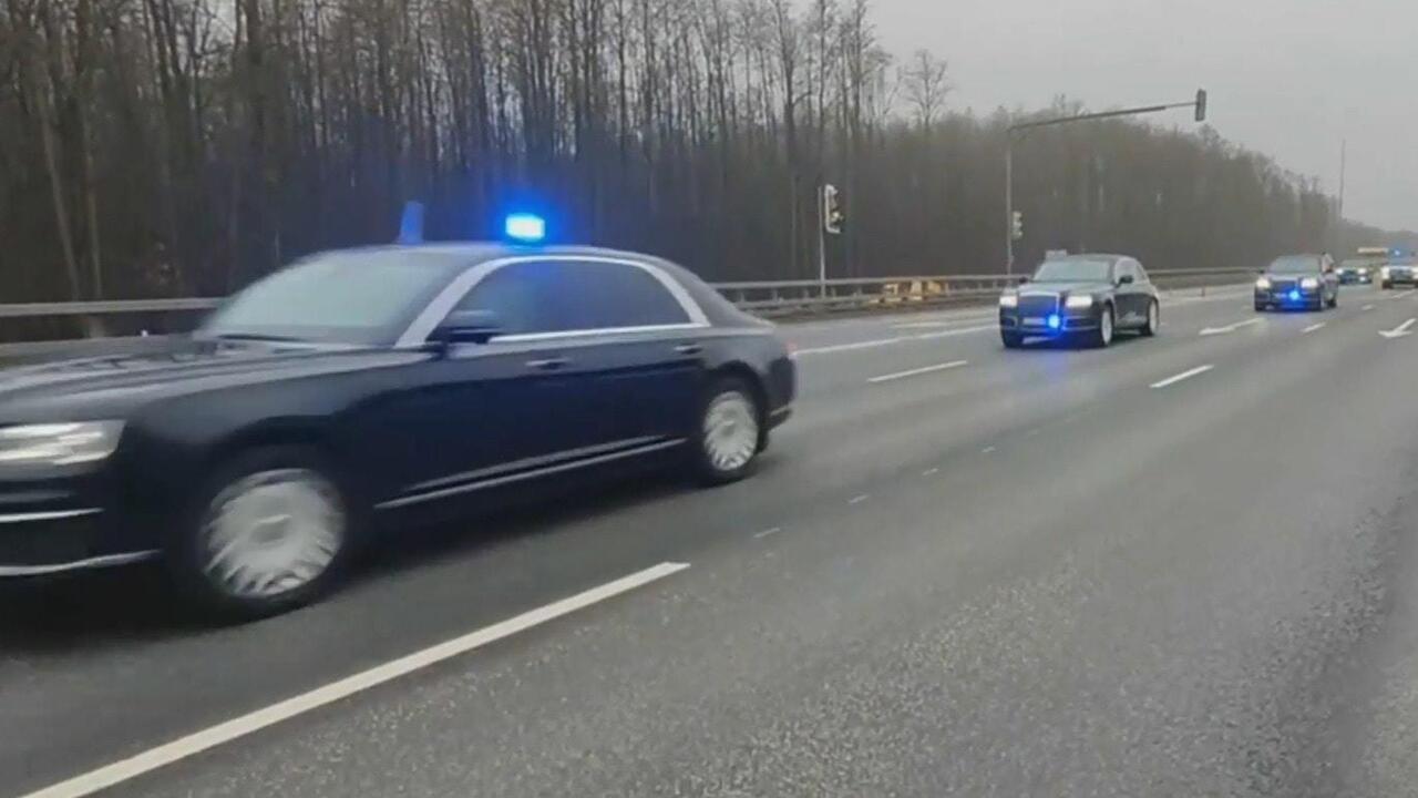 Witkoff in Moscow - Motorcade spotted en route to Kremlin