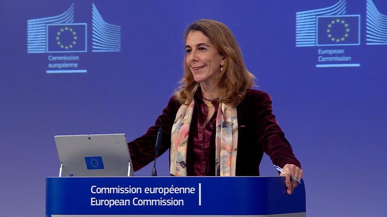 EU fraud raids - European Commission STONEWALLS as top figures detained
