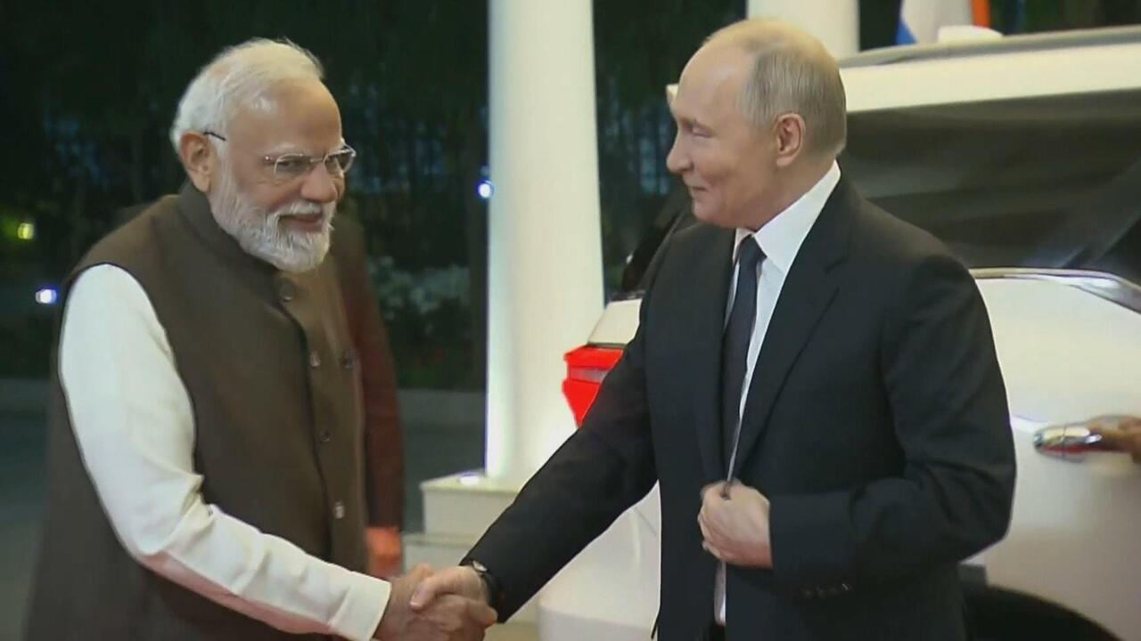 Welcome to my home! - Modi and Putin at PM's residence in New Delhi
