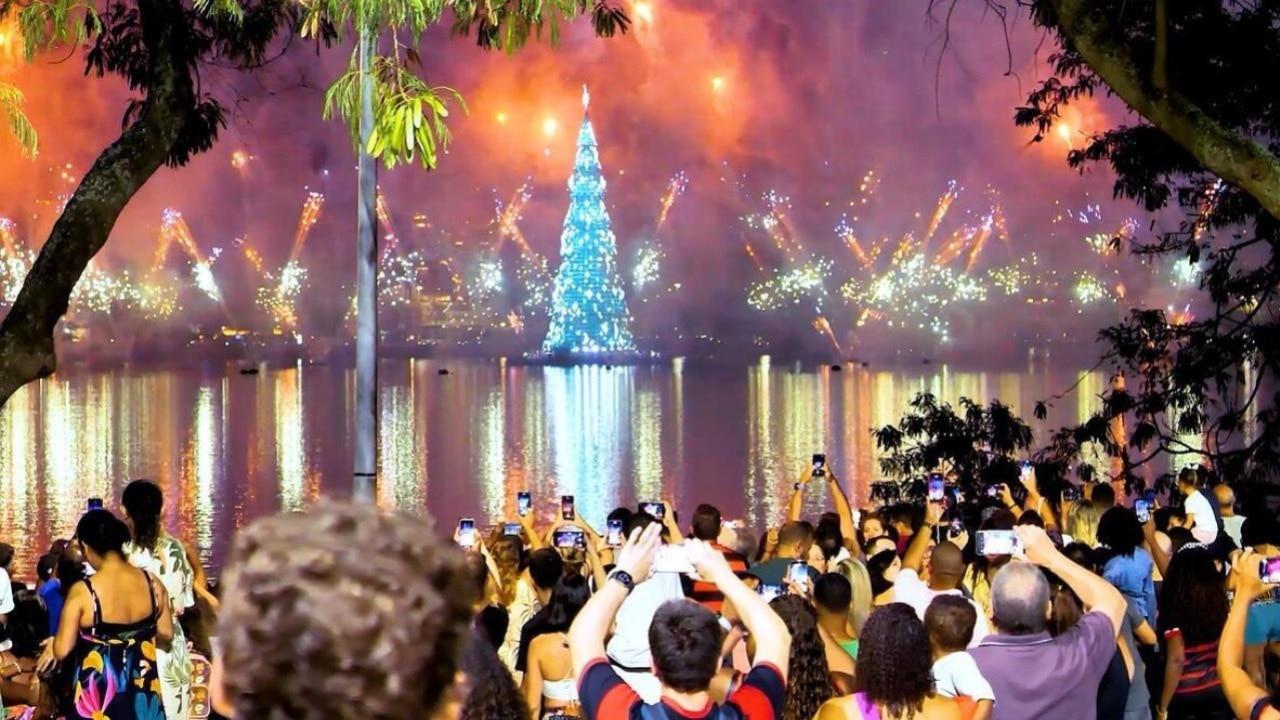 Glow time! Rio's foating Christmas tree returns after 5-year hiatus