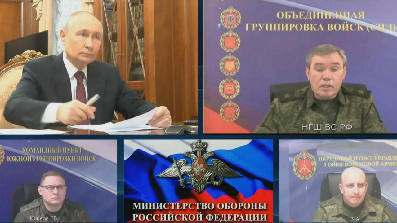 Putin and the generals - Russia reports takeover of crucial city