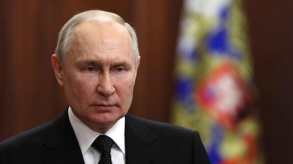 Putin holds meeting on economic issues in St Petersburg 