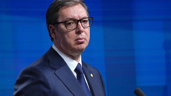 Serbia's Vucic delivers address amid mass protests demanding early elections