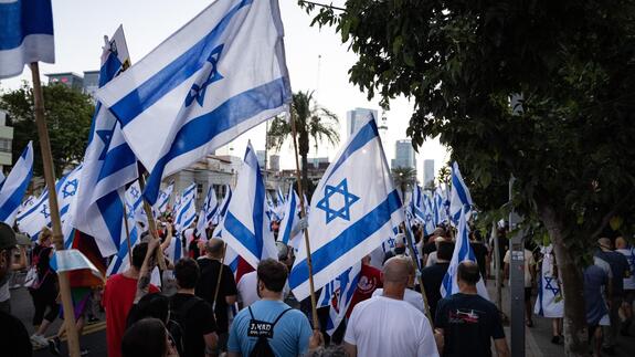 Mass protest in Tel Aviv calls for end to Gaza war, release of hostages