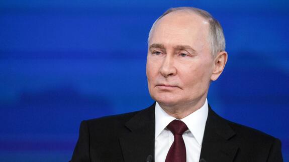 Putin holds press conference following state visit to Kyrgyzstan