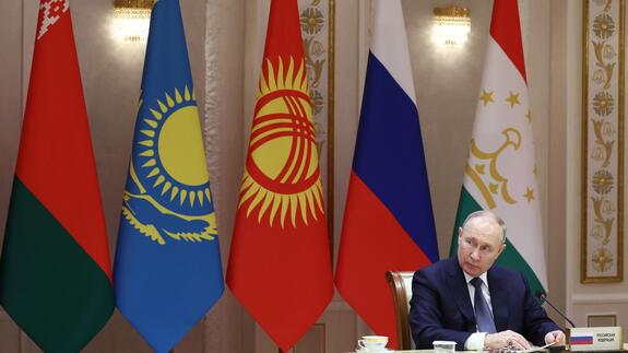 Putin speaks at narrow-format meeting of CSTO