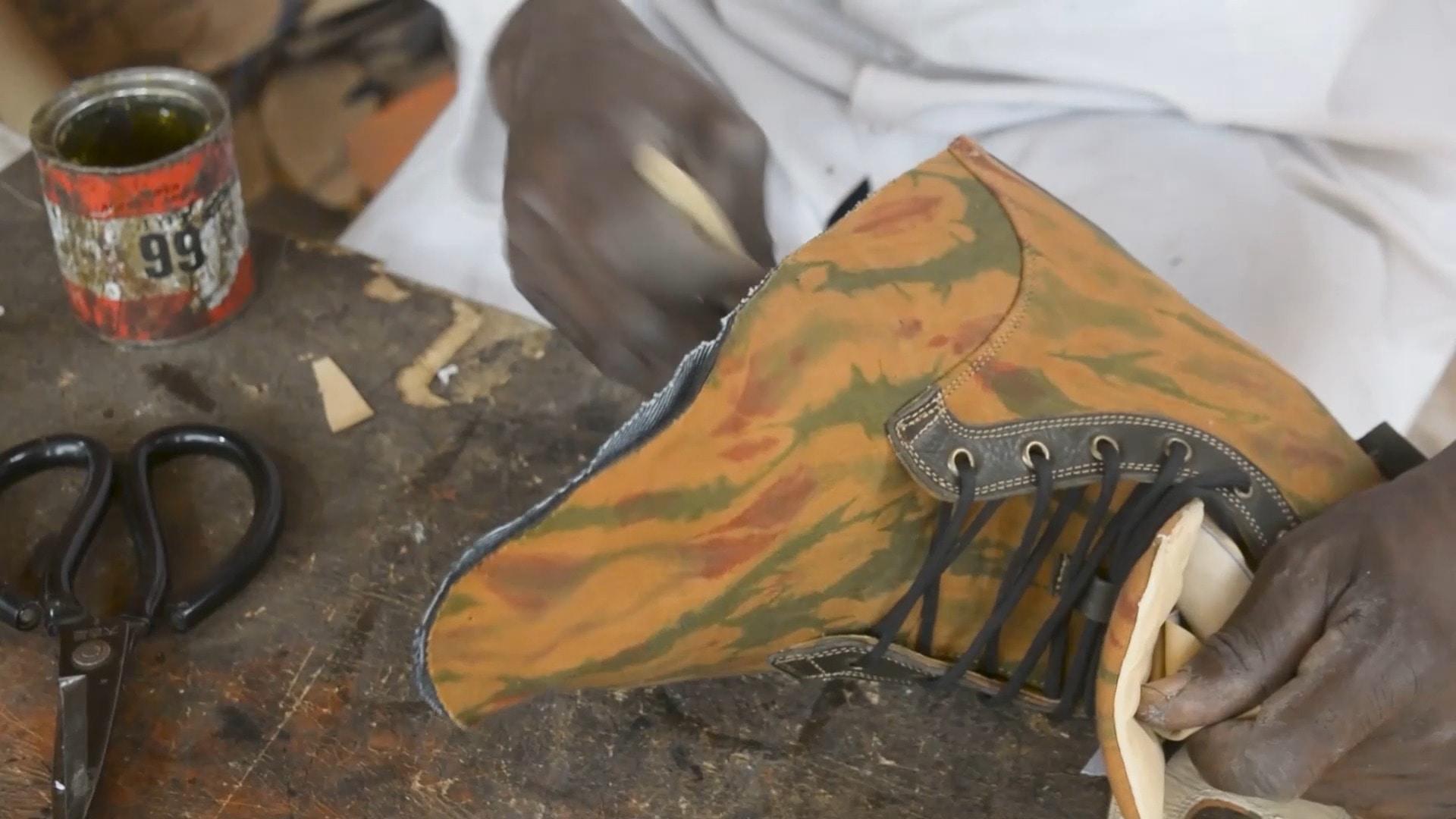 Sole of the nation! - Burkinabe artisan develops military boot ...