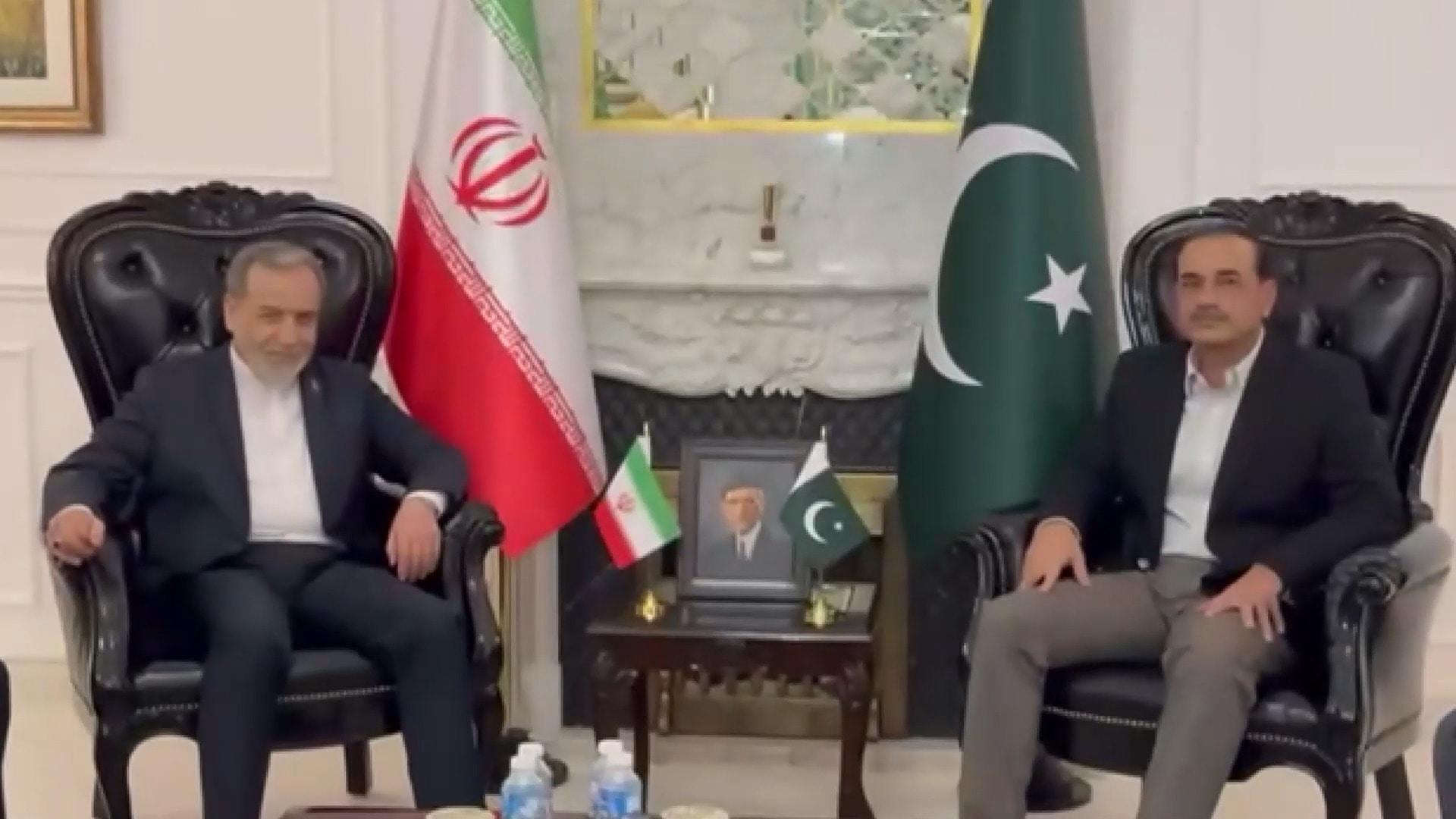 Araghchi in Islamabad - Iranian FM holds talks with Pakistan army chief ...
