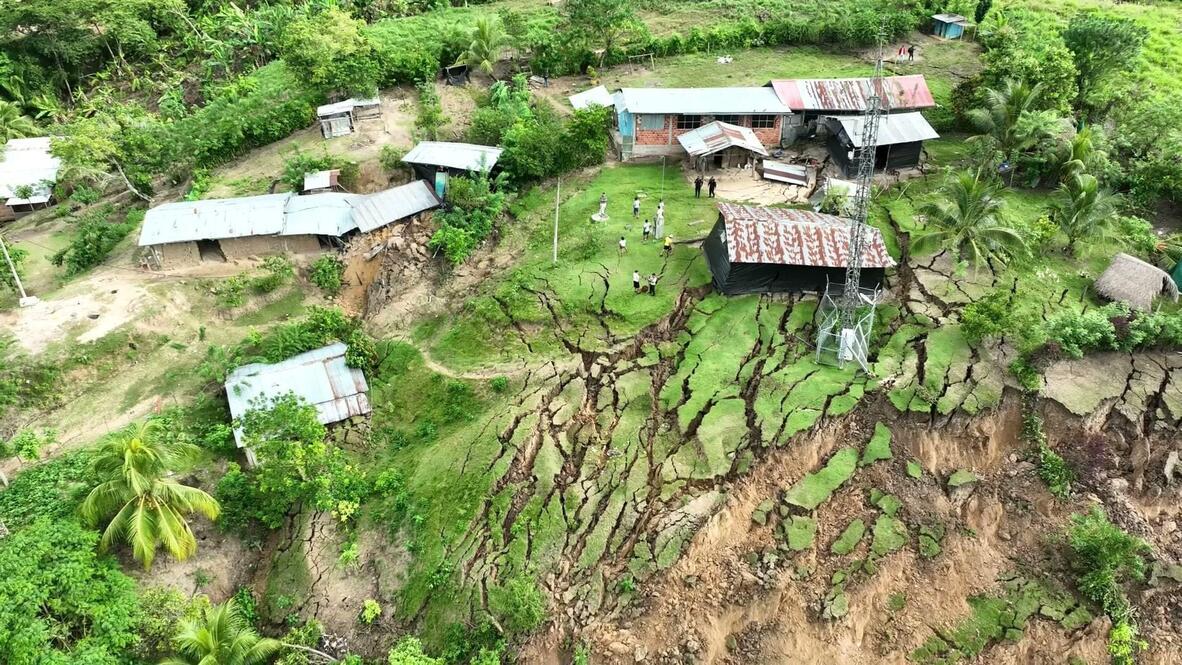 Cracks in the ground - 400 affected as landslide forces mass evacuation ...