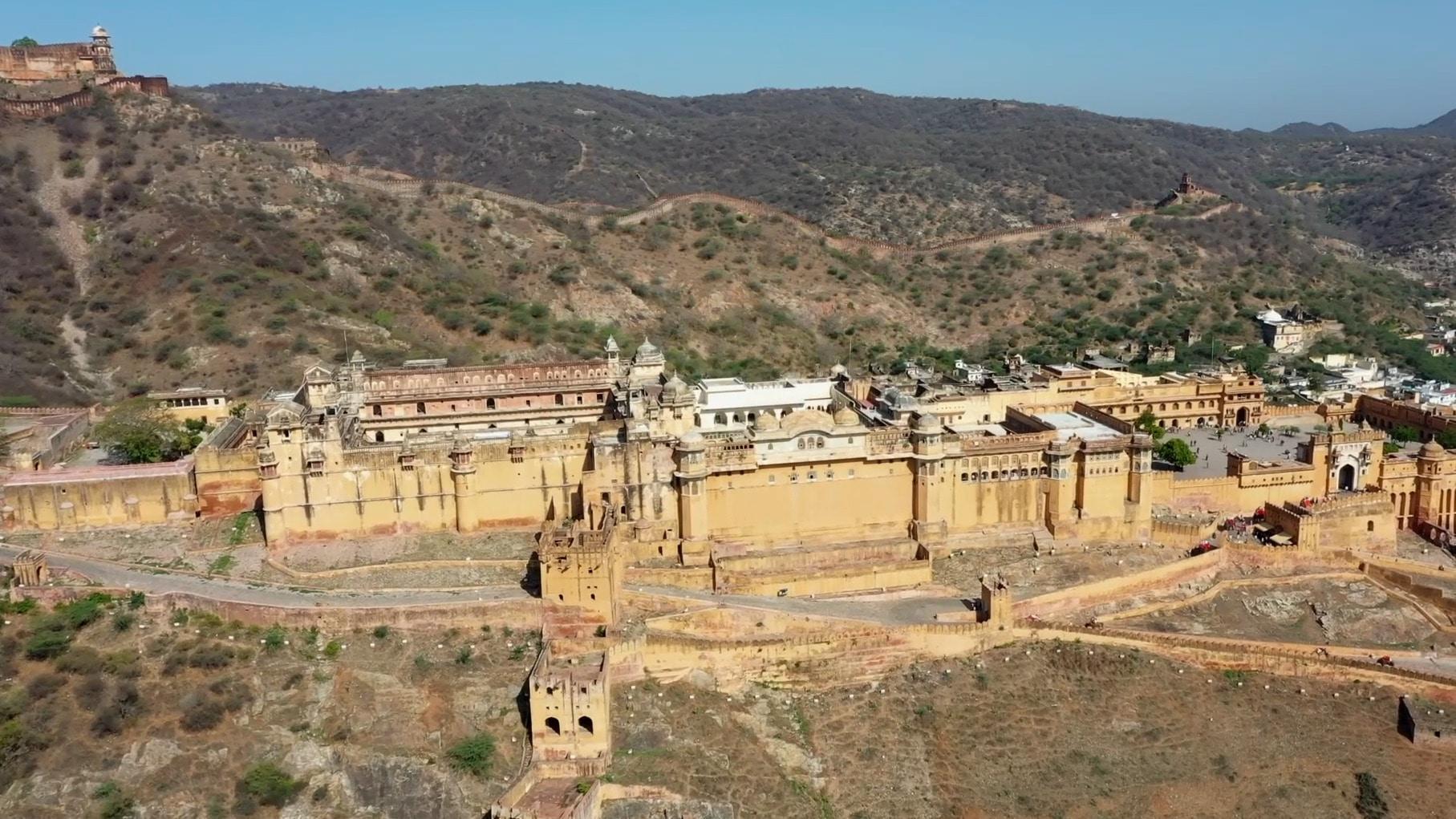 'Legacy of kings and emperors' - Travellers marvel at Rajput-Mughal ...