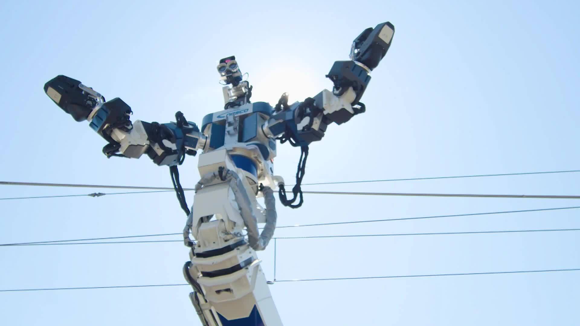 Optimus Train! West Japan Railways deploys giant humanoid robot for ...