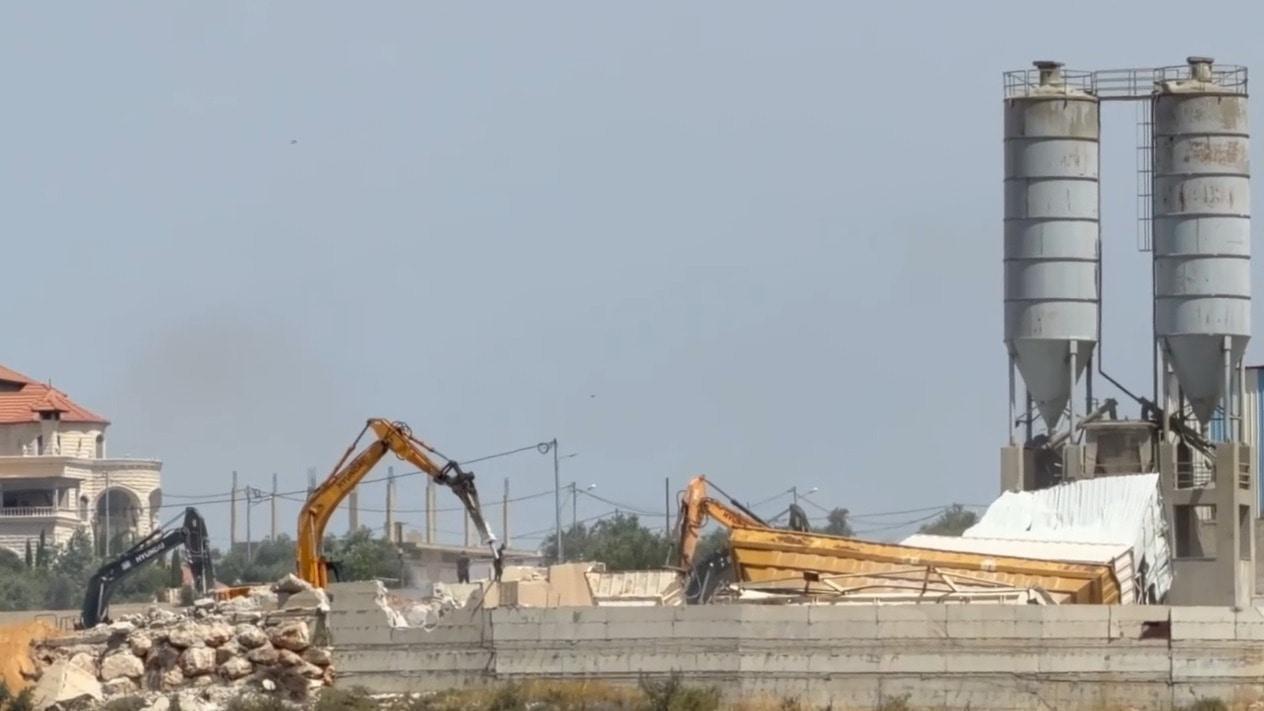'Without prior warning' - Israeli bulldozers demolish Palestinian ...