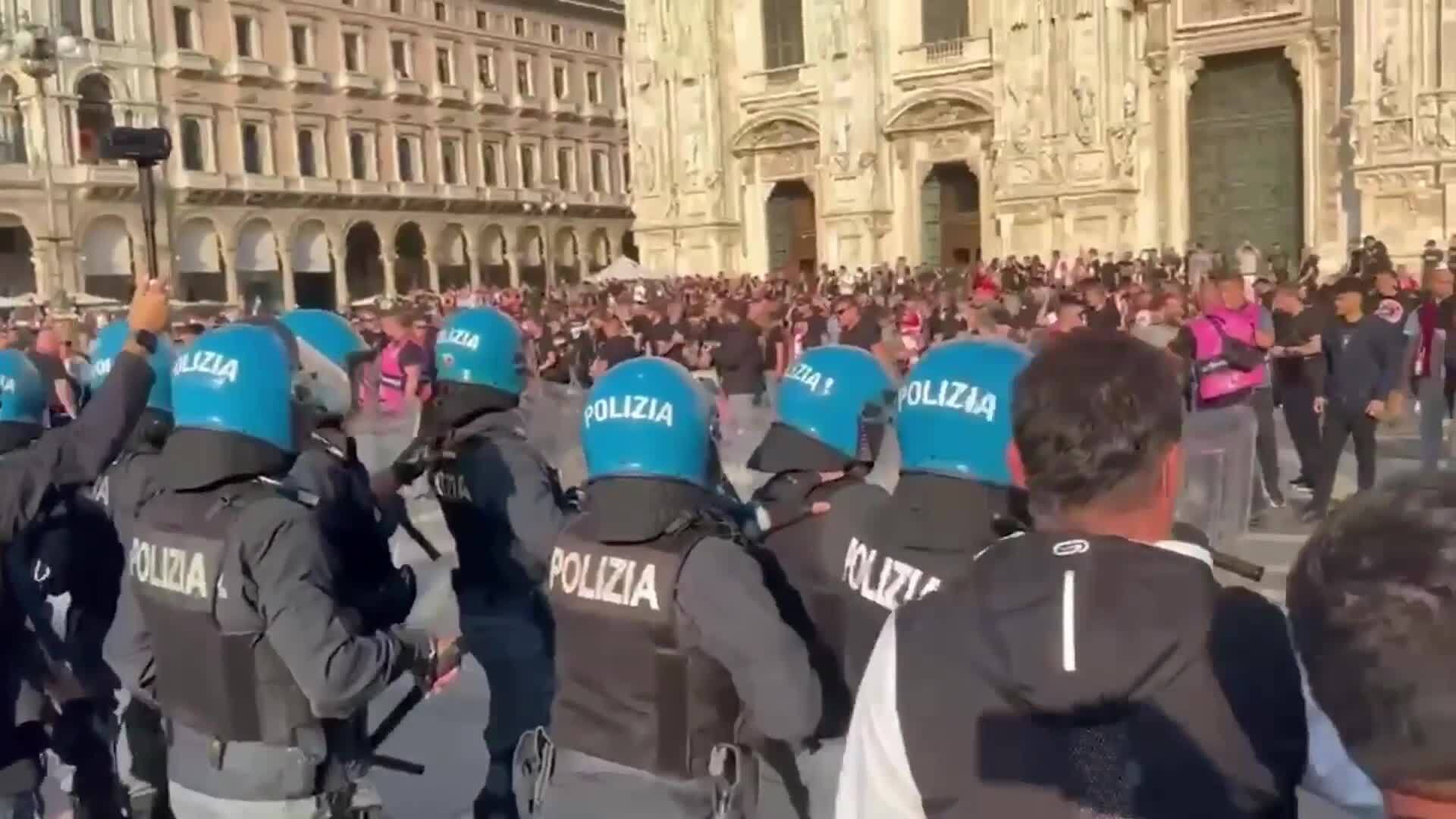 Slavia Prague fans clash with police in Milan ahead of UEFA Champions ...
