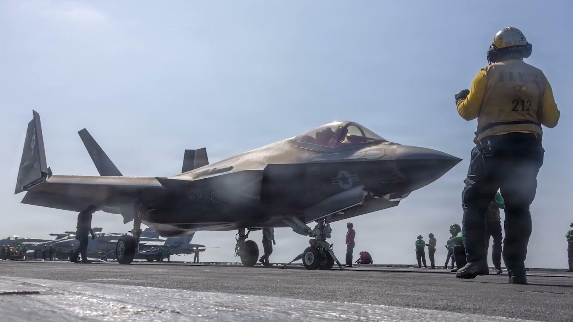 Top Guns - CENTCOM releases images of US military hardware deployed in ...