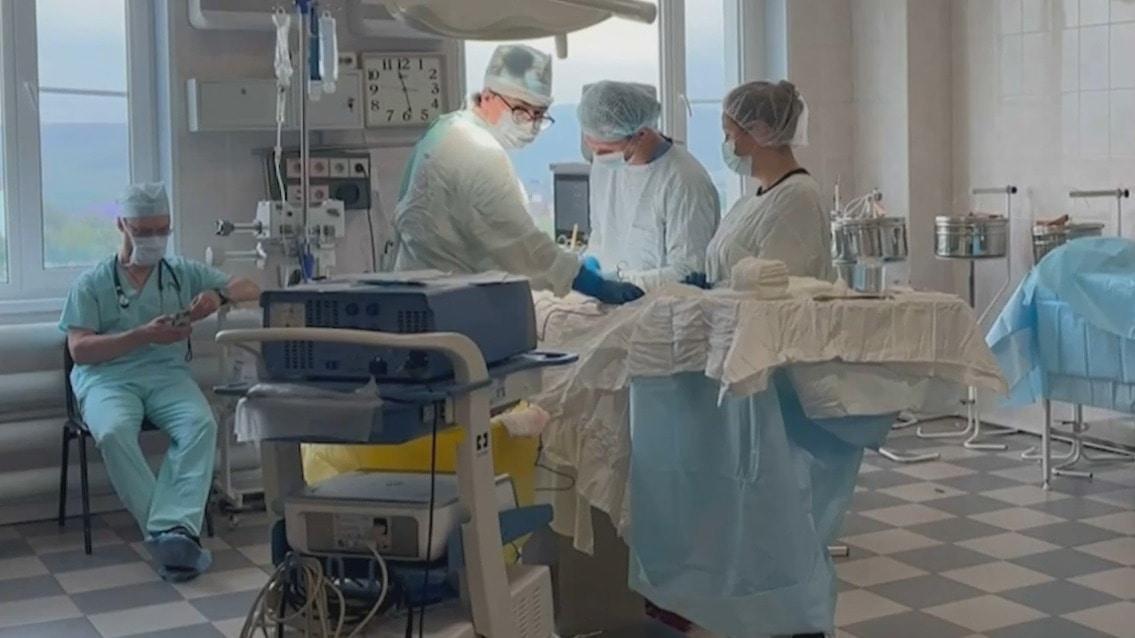 We couldn't abandon our patient! - Russian cancer doctors reveal ...
