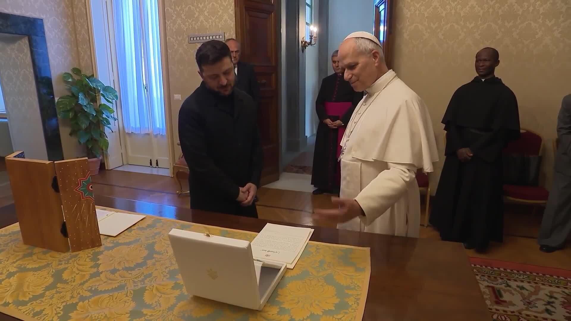 'Thank you for your prayers!' - Zelensky meets Pope Leo XIV at Vatican ...