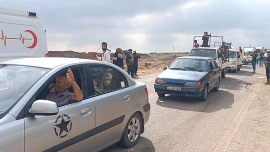Bedouin families evacuate Suwayda for Daraa following truce

