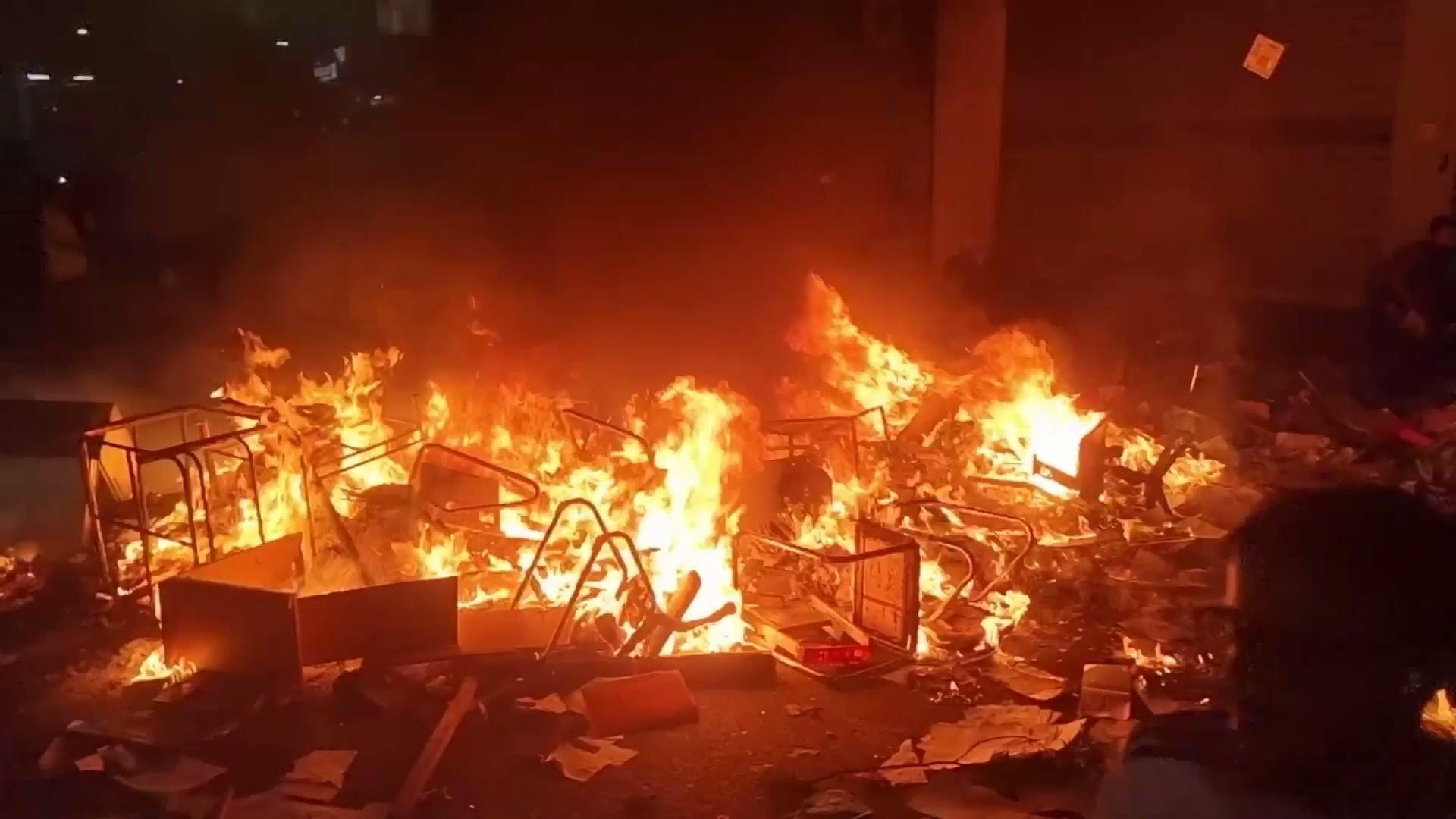 Fiery protests erupt in Dhaka following death of youth leader Sharif ...