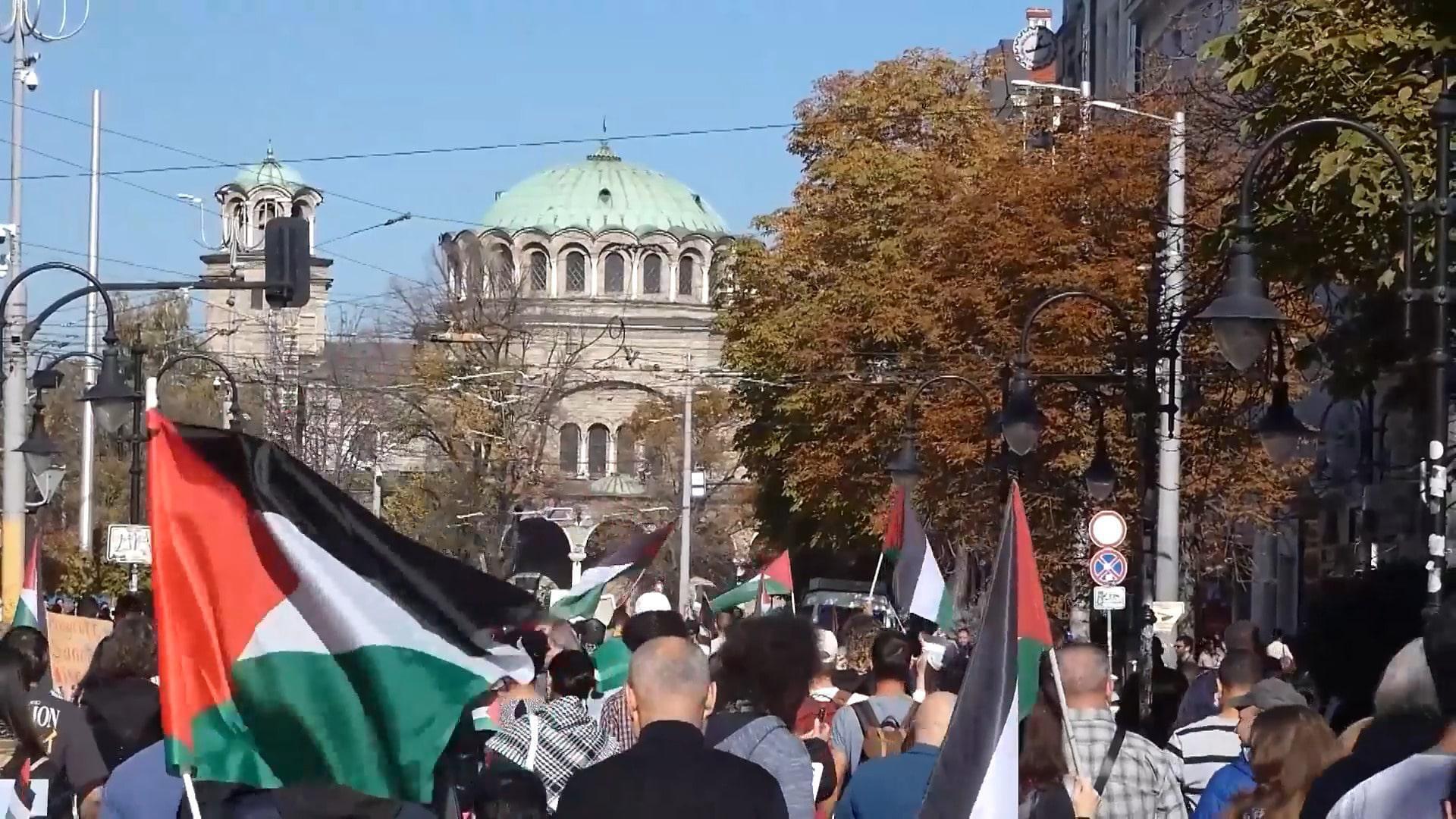 'The whole world is silent' - Sofia march denounces Israeli strikes on ...