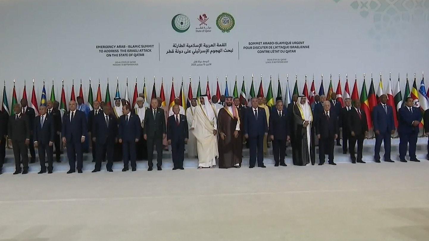 In the spotlight - Arab leaders pose for group photo ahead of emergency ...