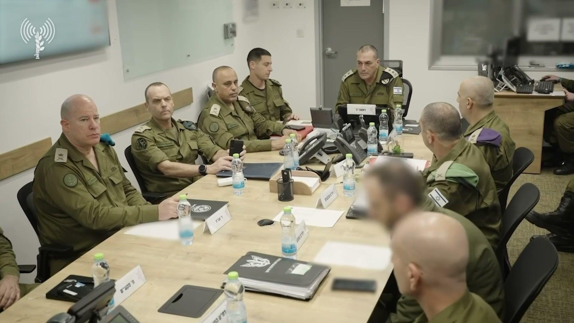 Control room - Israel's Chief of Staff Zamir directs air strikes on ...