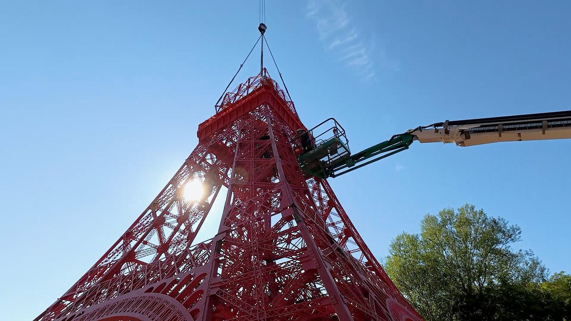 Towering ambition! French artist builds stunning Eiffel replica in ...