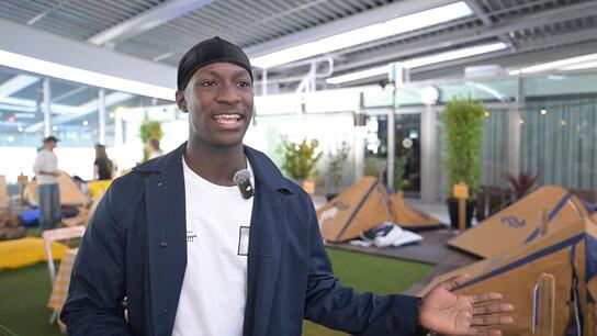 Beats sleeping under a bridge! Camp opens in Utrecht railway station for students hit by housing crisis