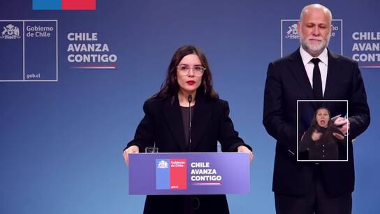 "الأولوية لإنقاذهم"... الحكومة التشيلية "تتابع عن كثب" عمليات الإنقاذ بعد انهيار منجم النحاس "إل تينينتي" الذي أسفر عن مقتل شخص وانحصار 5 آخرين
