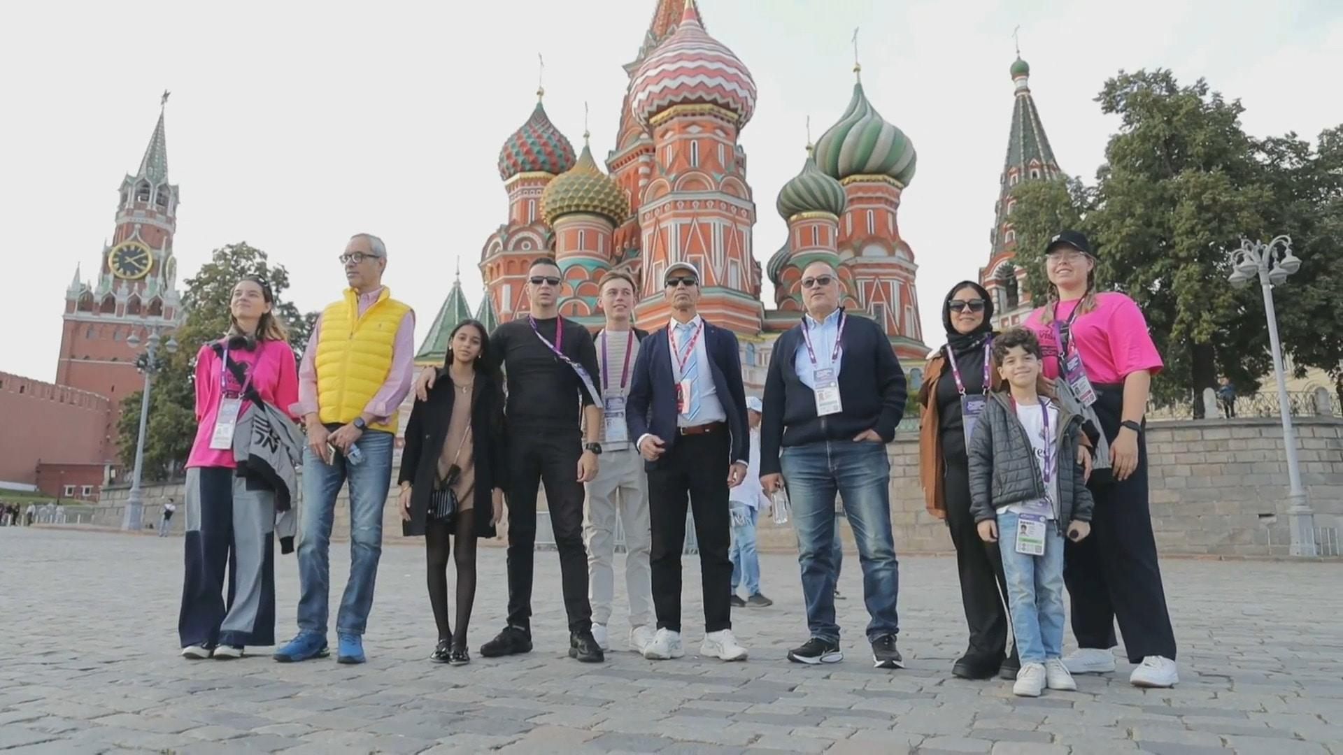 Singing Moscow's praises! - Intervision contestants from Vietnam, Egypt ...