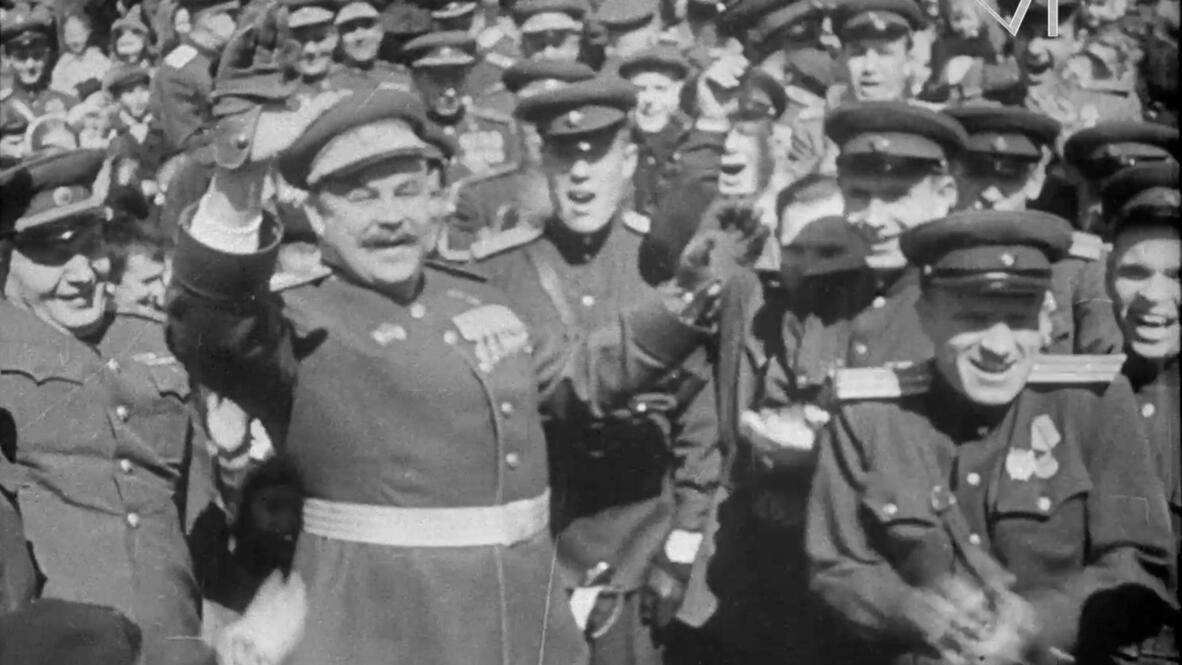 The very first Victory Day! Watch Soviets from Moscow to the Arctic ...
