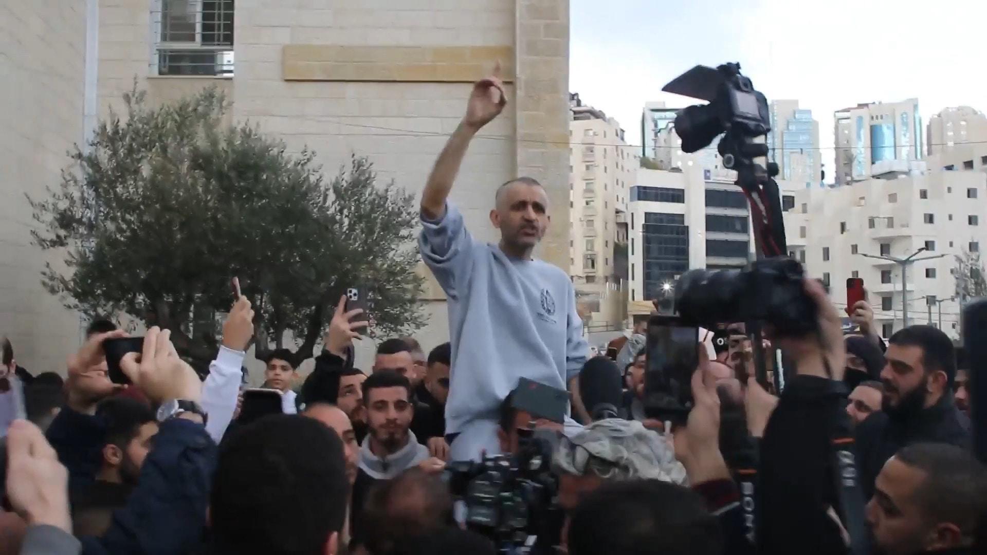 Ramallah welcomes Gilboa prison escapee Mohammad Al-Arda following his ...