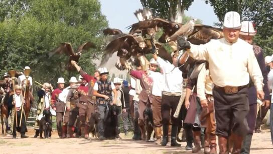 Catching customs!  - Kyrgyzstan's traditional Salbuurun hunting festival delights crowds